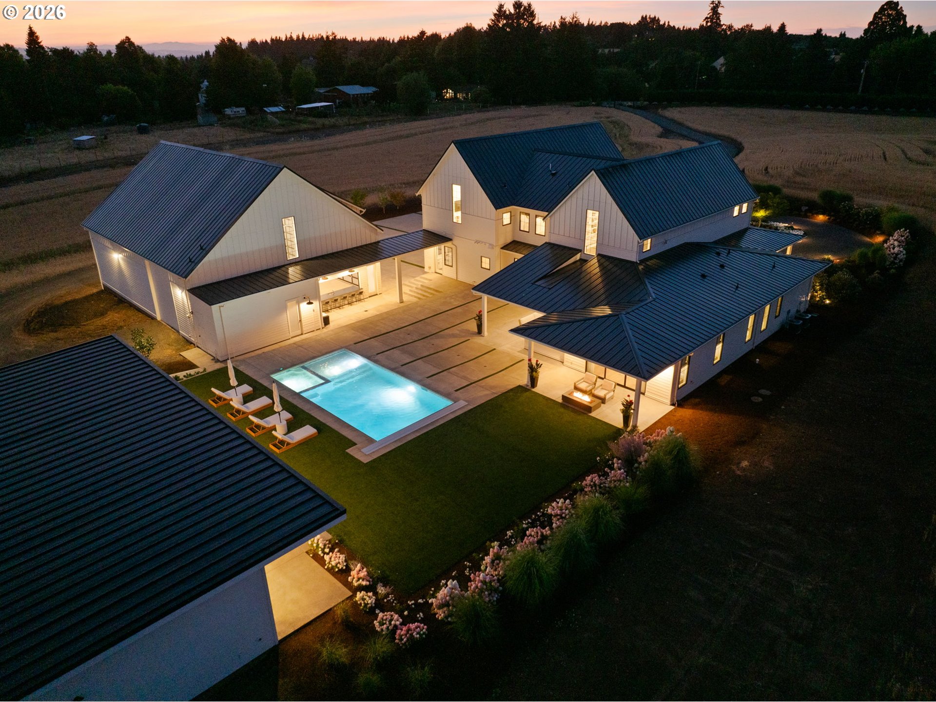 22280 Southwest Stafford Road Tualatin, OR 97062 - Photo 45 of 48 a view of house and outdoor space