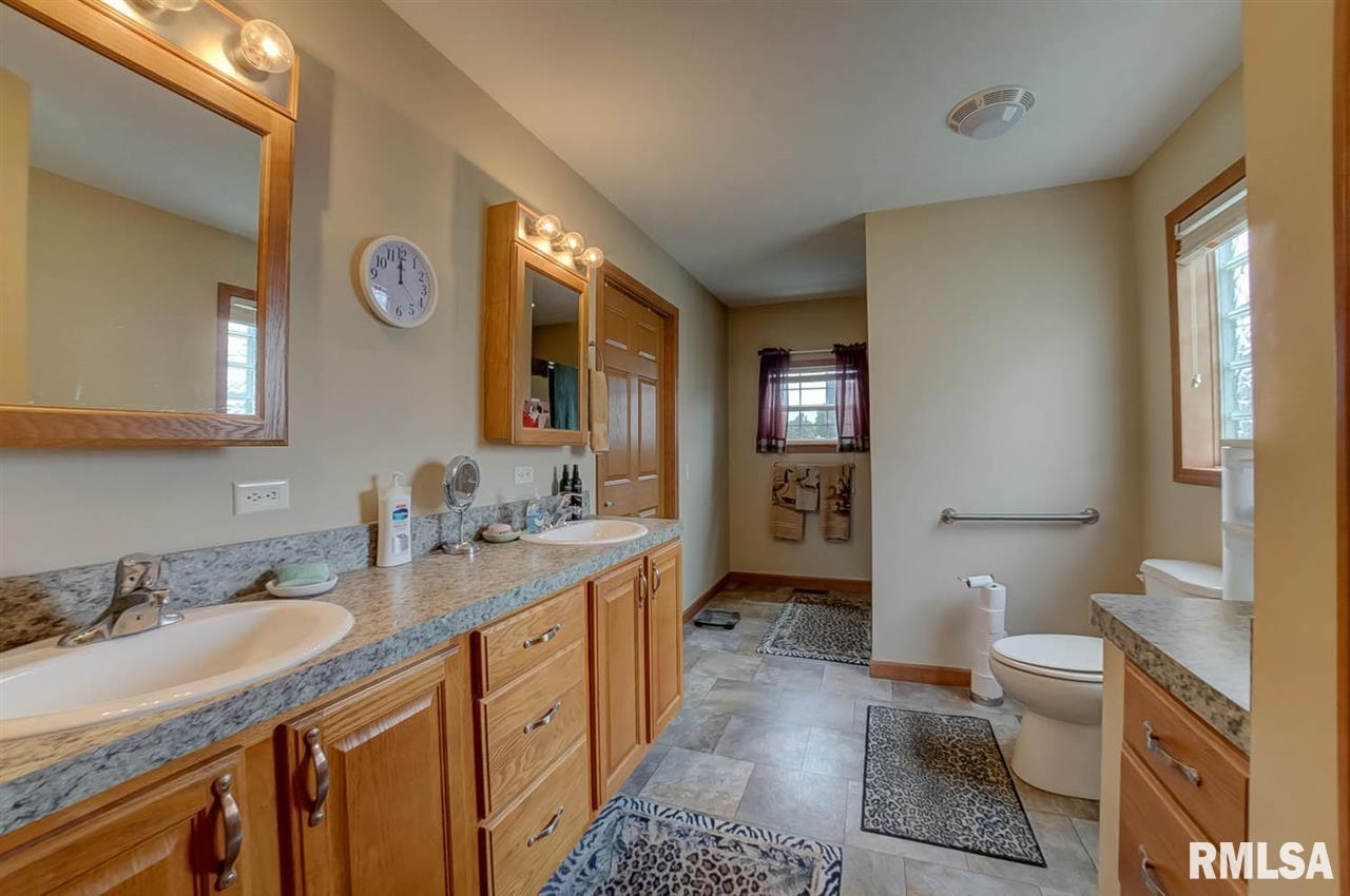 2800 Vía Rosso, Unit 508 Springfield, IL 62703 - Photo 25 of 29 Gallery Image 25