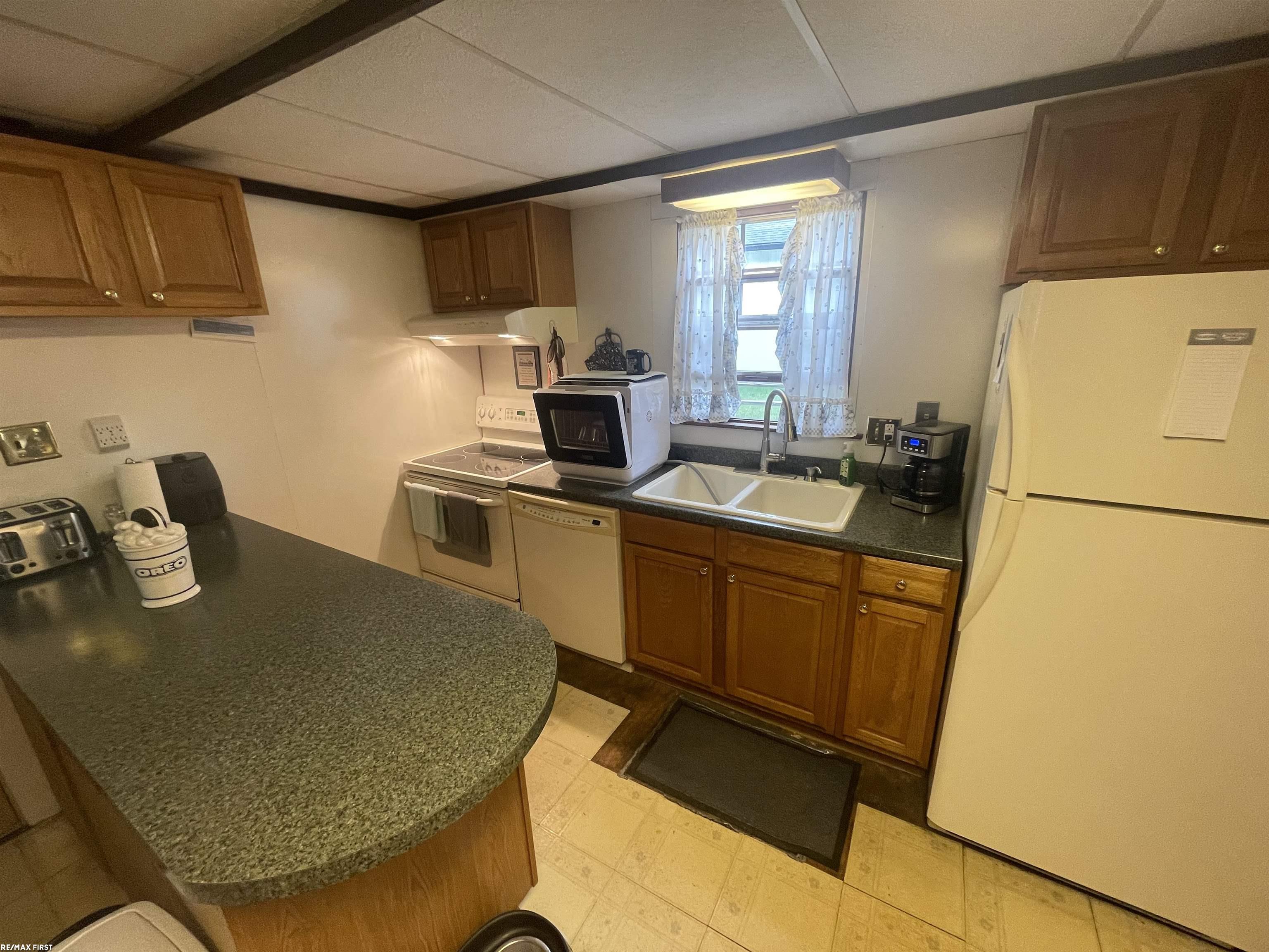48765 Callens Road Chesterfield, MI 48047 - Photo 9 of 20