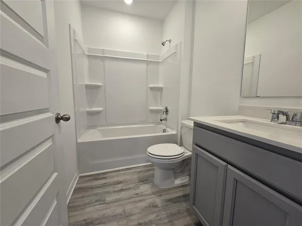 $2,300 | 8411 Madrid Street, Lakeland, FL 33810