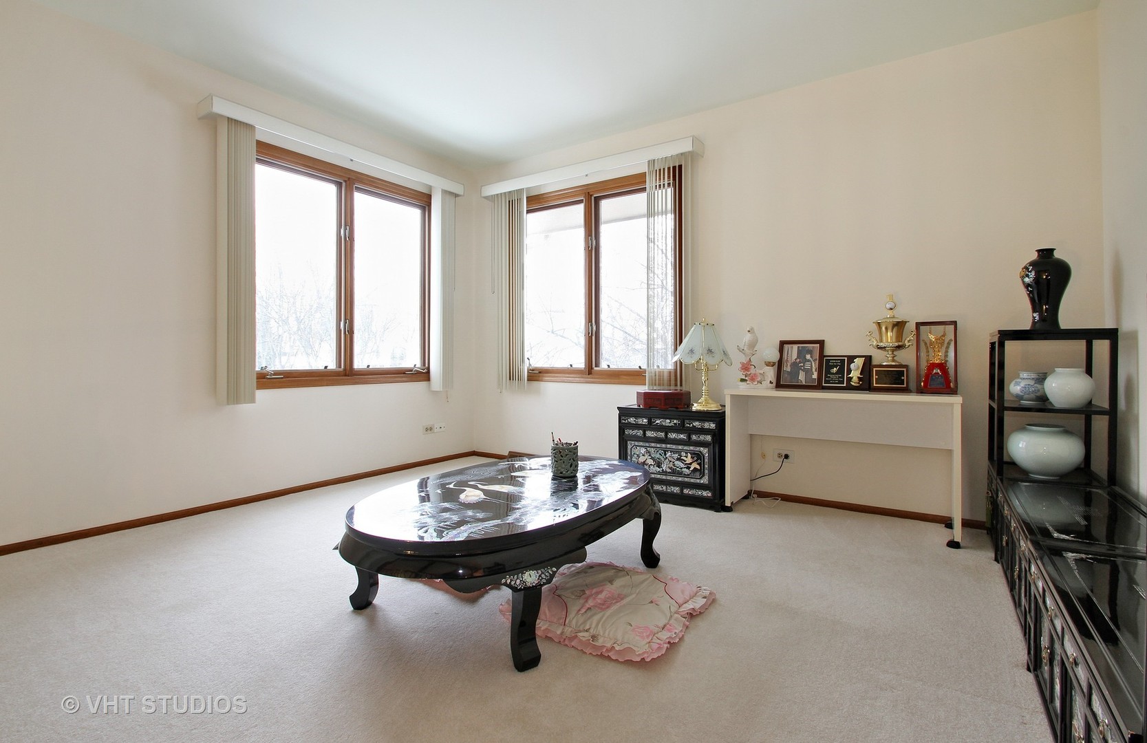 2740 Landwehr Road Northbrook, IL 60062 - Photo 9 of 15 a workspace with furniture and window