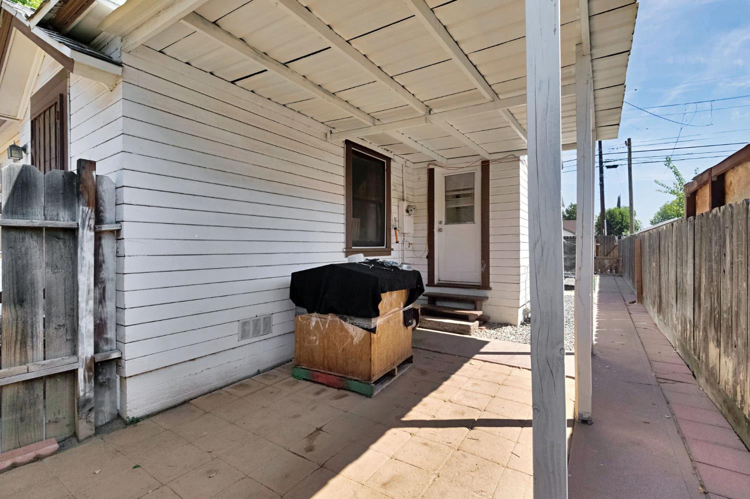 516 West 7th Street Madera, CA 93637 - Photo 23 of 34