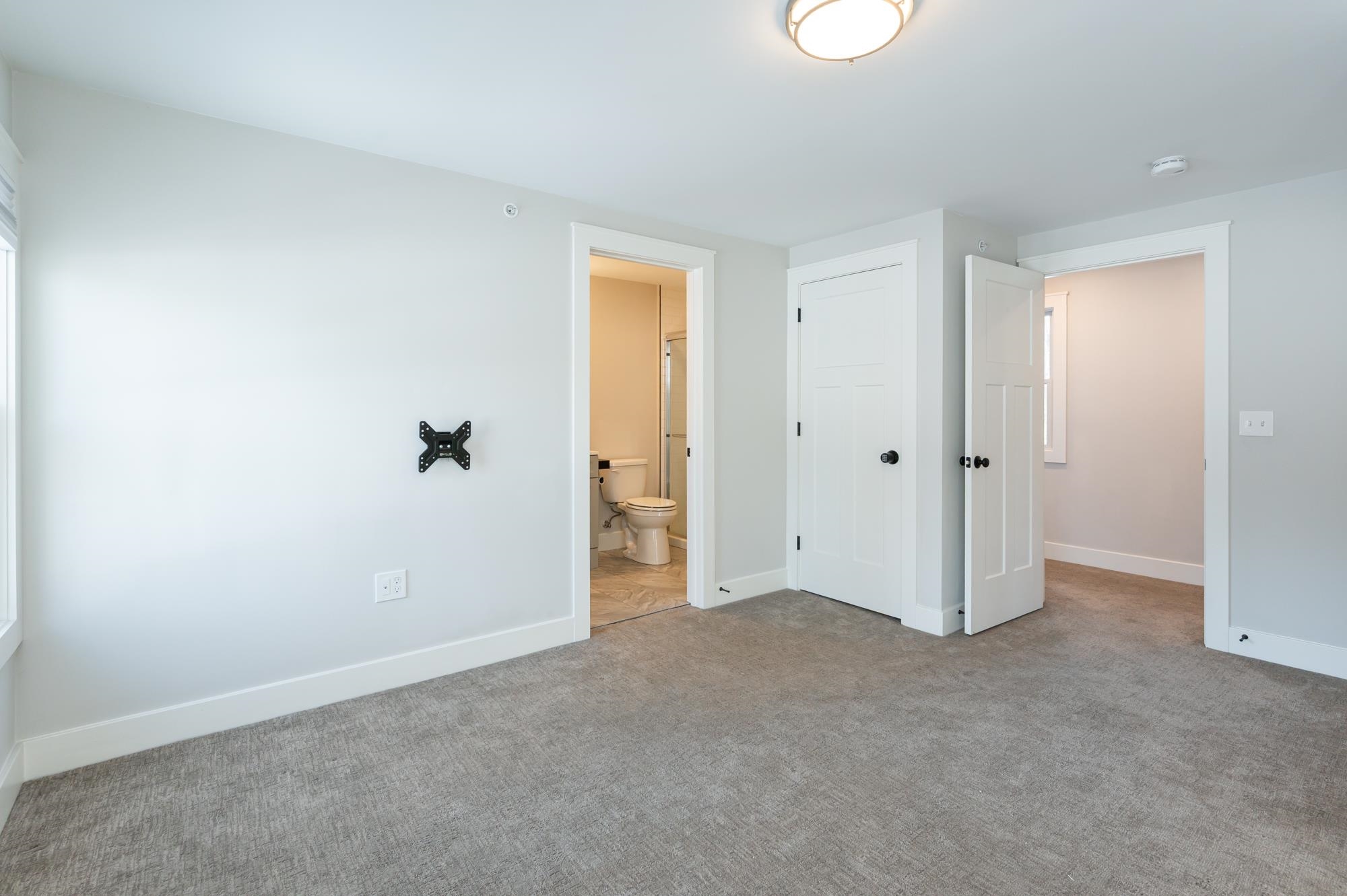 56 Maple Street, Unit C Hopkinton, NH 03229 - Photo 18 of 41