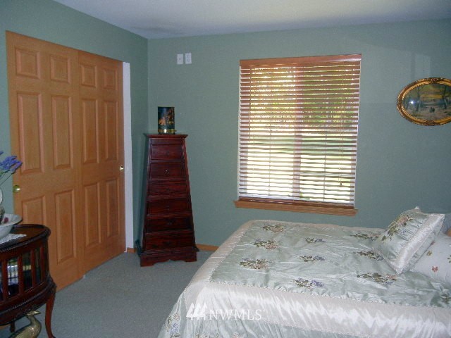 13627 Fagerud Road Southeast Olalla, WA 98359 - Photo 9 of 25 Gallery Image 9