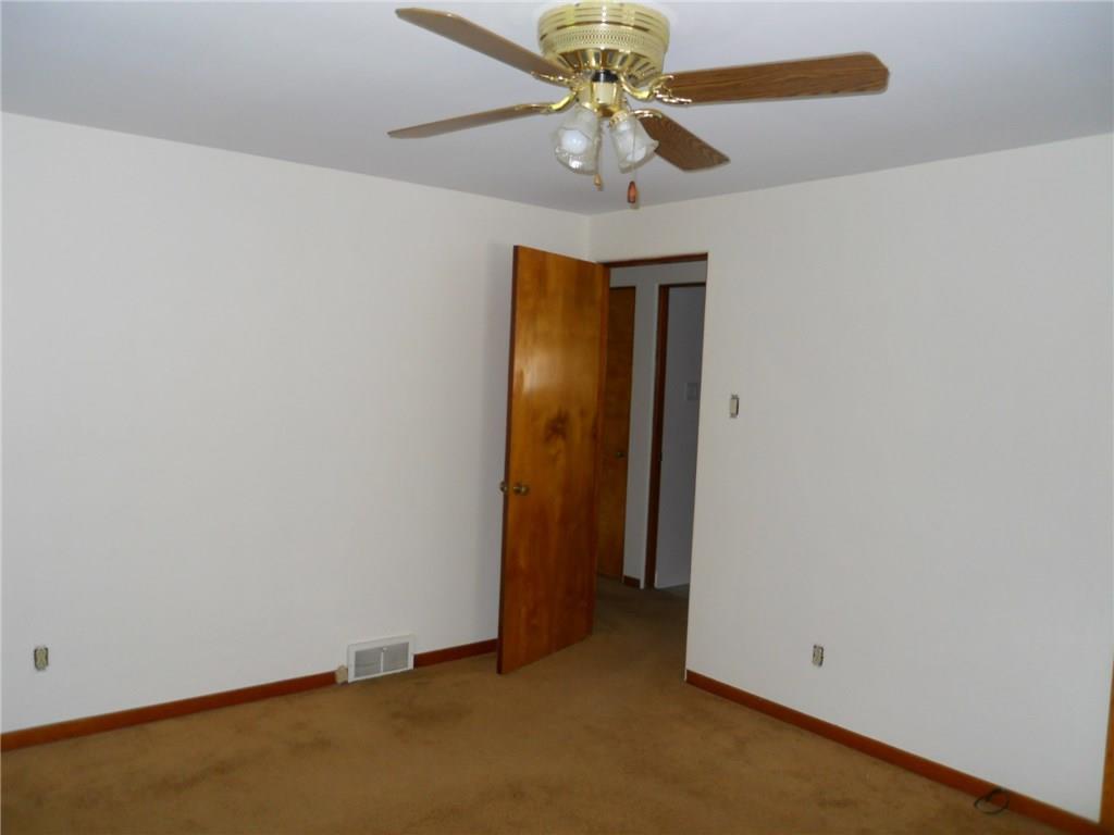 1014 Old Noblestown Road Oakdale, PA 15071 - Photo 12 of 15 Gallery Image 12