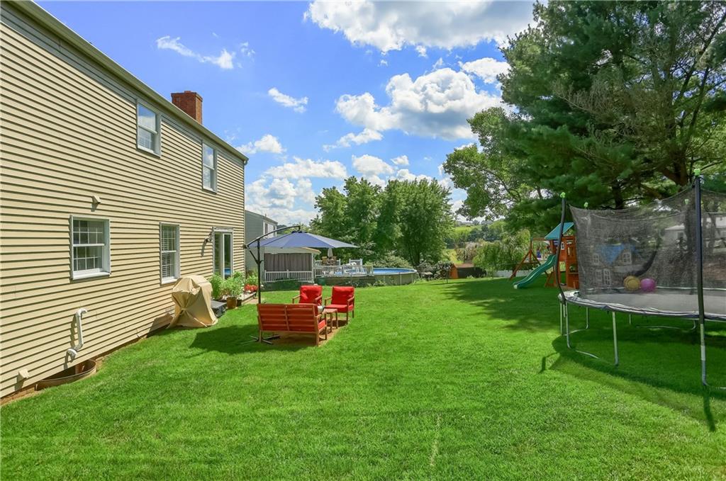121 Partridge Run Road Gibsonia, PA 15044 - Photo 3 of 25 Gallery Image 3