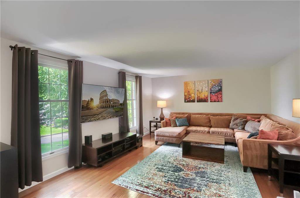 121 Partridge Run Road Gibsonia, PA 15044 - Photo 8 of 25 Gallery Image 8