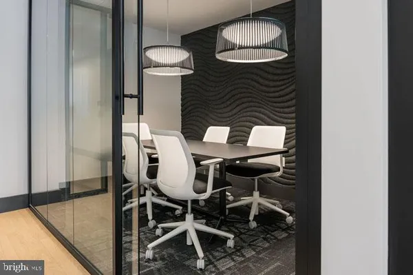 $3,682 | 210 South 12th Street, Unit 12R, Philadelphia, PA 19107