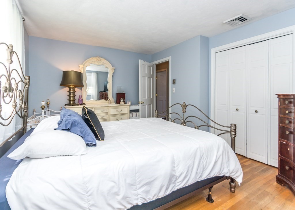 47 Tower Farm Road Billerica, MA 01821 - Photo 13 of 31