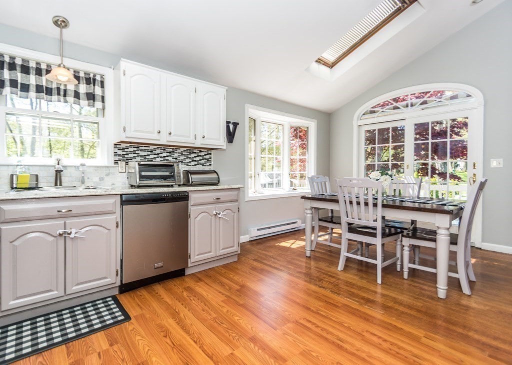 47 Tower Farm Road Billerica, MA 01821 - Photo 6 of 31