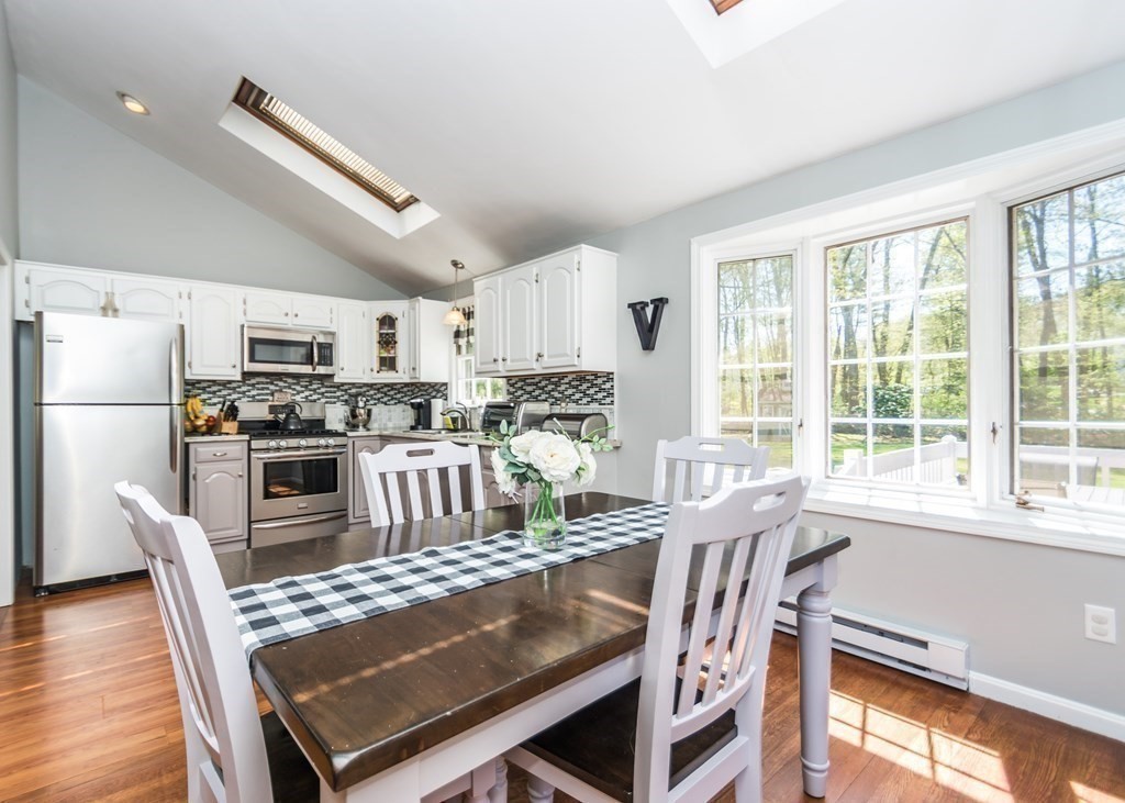 47 Tower Farm Road Billerica, MA 01821 - Photo 8 of 31