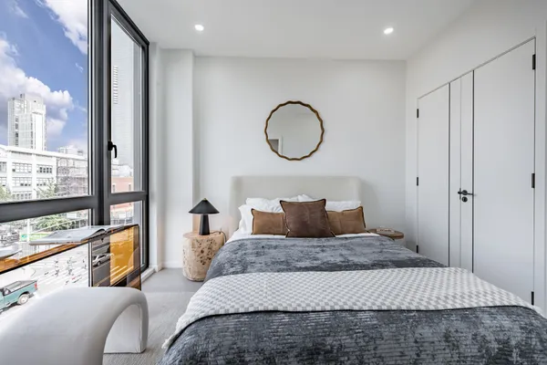 $1,500,000 | 11-52 44th Drive, Unit 7R | Long Island City