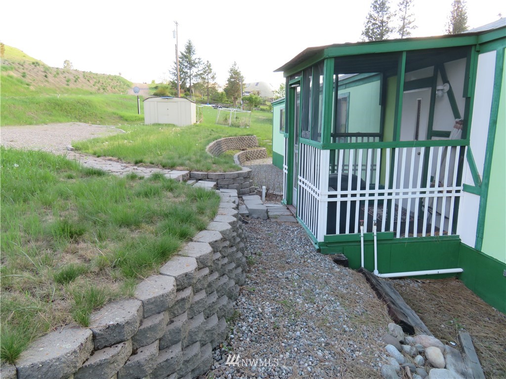 7 Bremner Lane Republic, WA 99166 - Photo 15 of 24