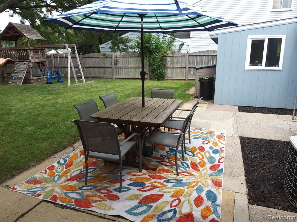 1058 Avon Manor Road Rochester Hills, MI 48307 - Photo 24 of 24