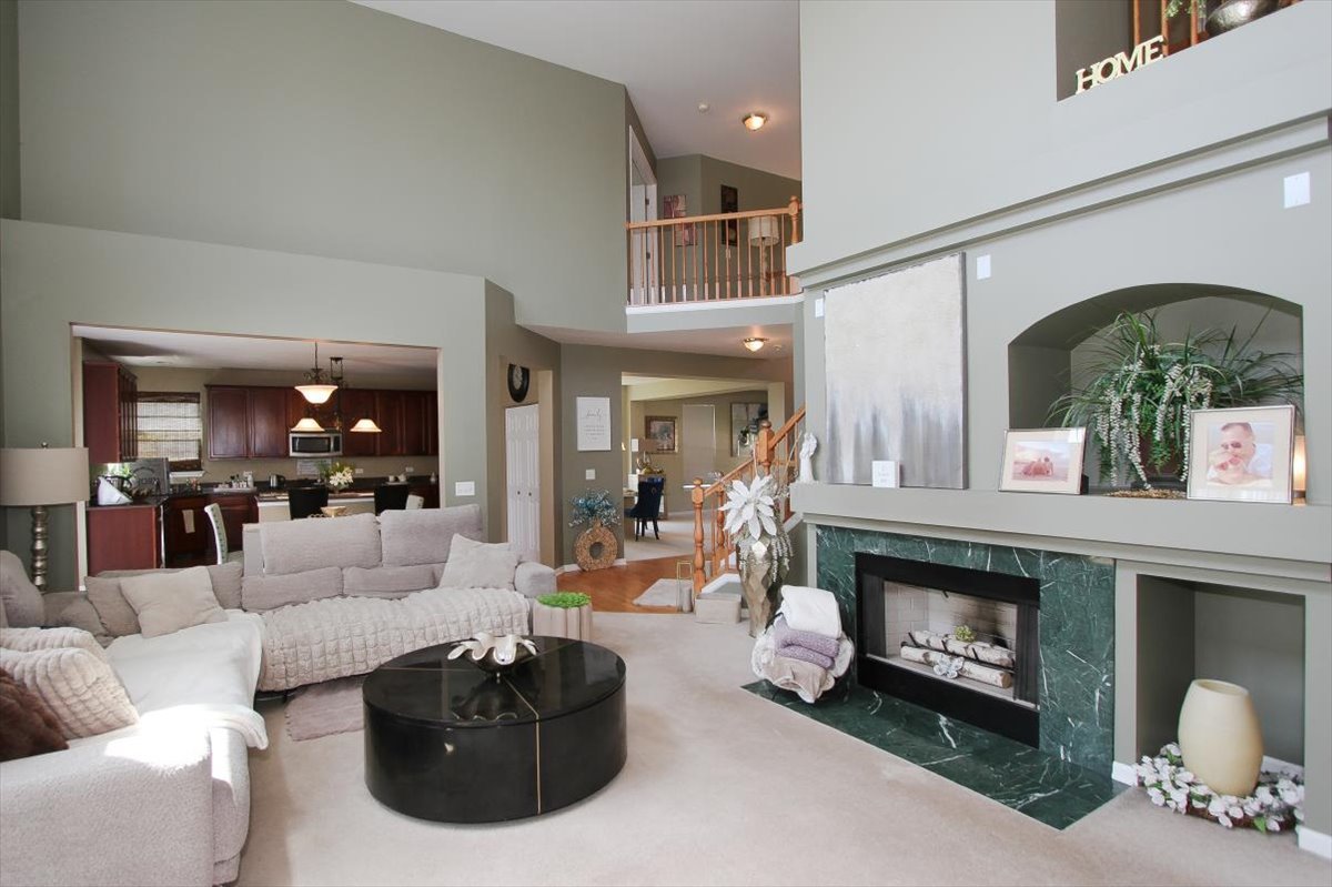 9844 Fairfield Road Huntley, IL 60142 - Photo 14 of 34