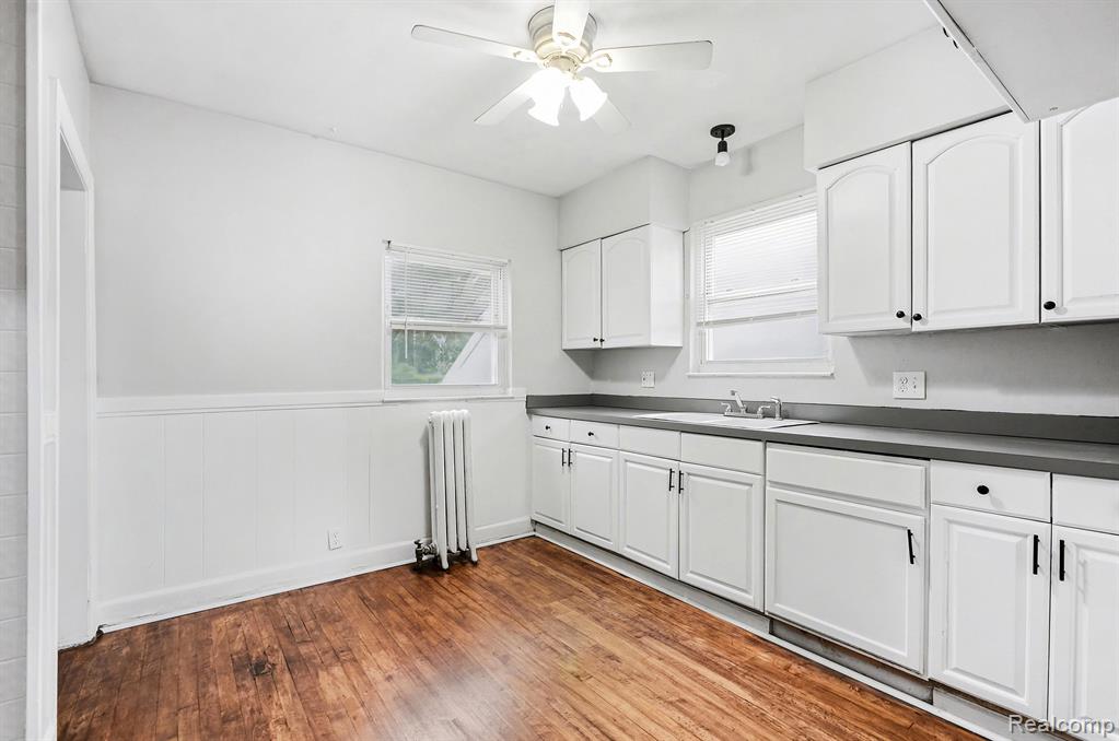 15065 Lincoln Avenue Eastpointe, MI 48021 - Photo 11 of 25
