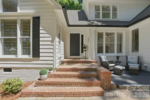 $635,000 | 8916 Oxfordshire Court, Huntersville, NC 28078
