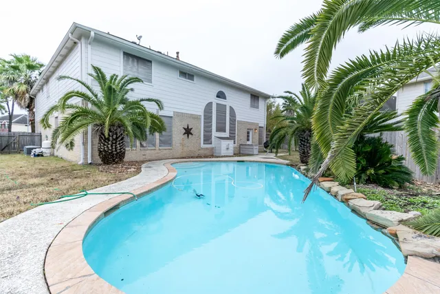 $9,500 | 10102 White Oak Trail Lane, Houston, TX 77064