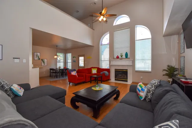 $9,500 | 10102 White Oak Trail Lane, Houston, TX 77064