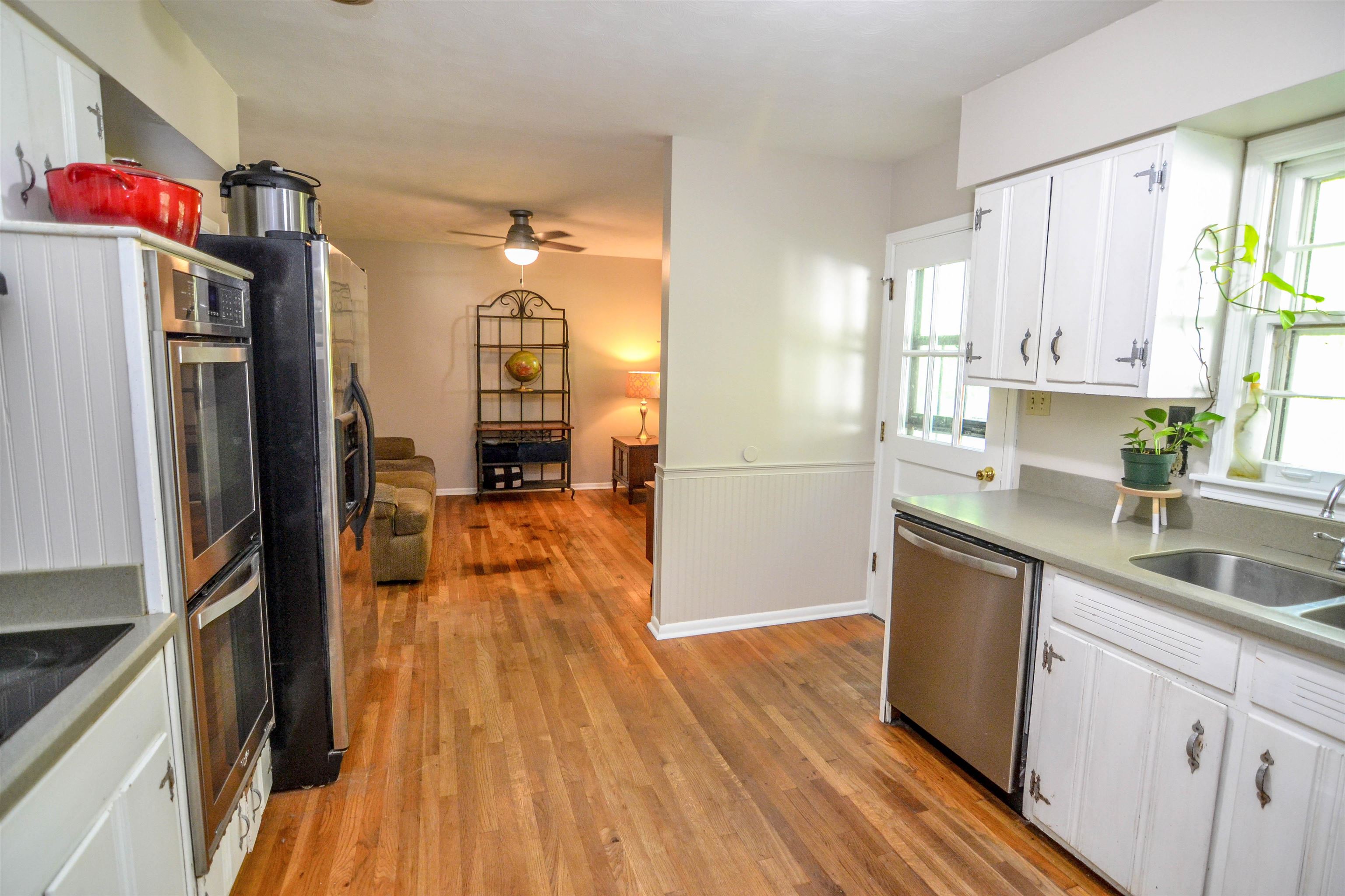 598 North Oak Grove Road Memphis, TN 38120 - Photo 7 of 19 Gallery Image 7