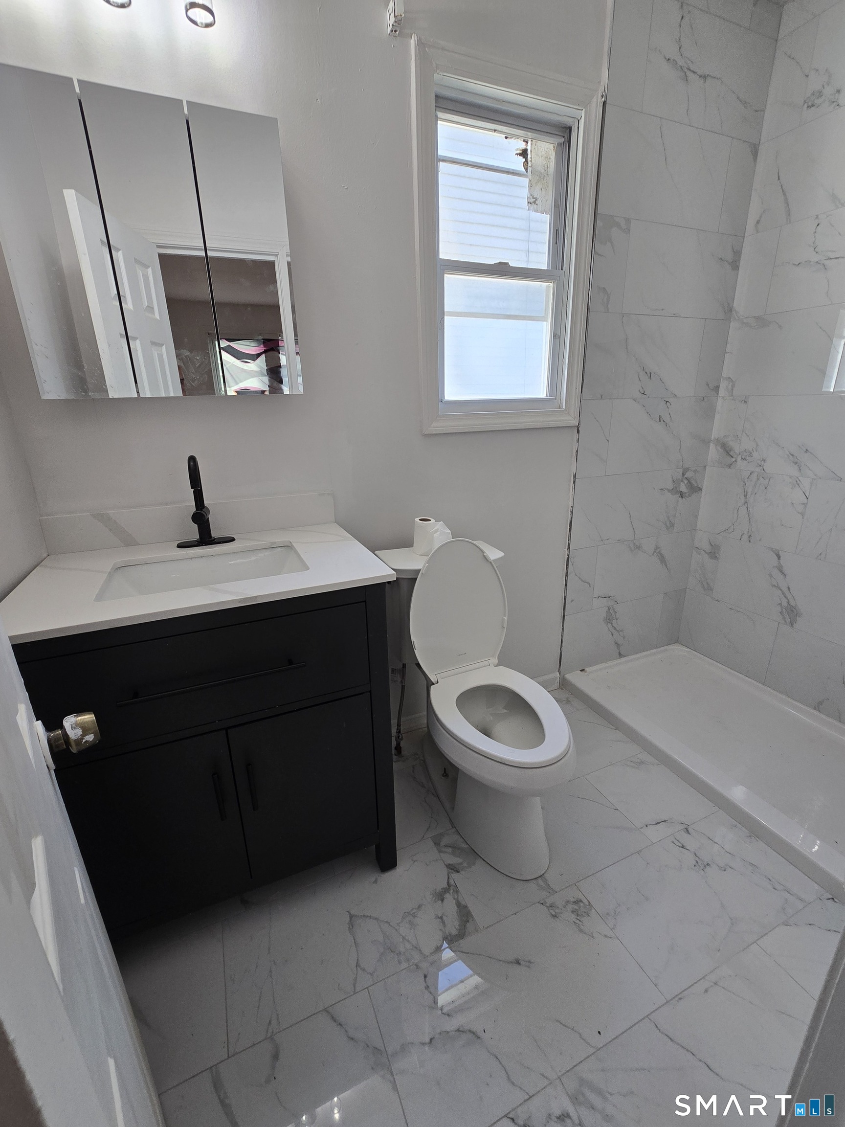 98 Cowles Street Bridgeport, CT 06607 - Photo 9 of 19