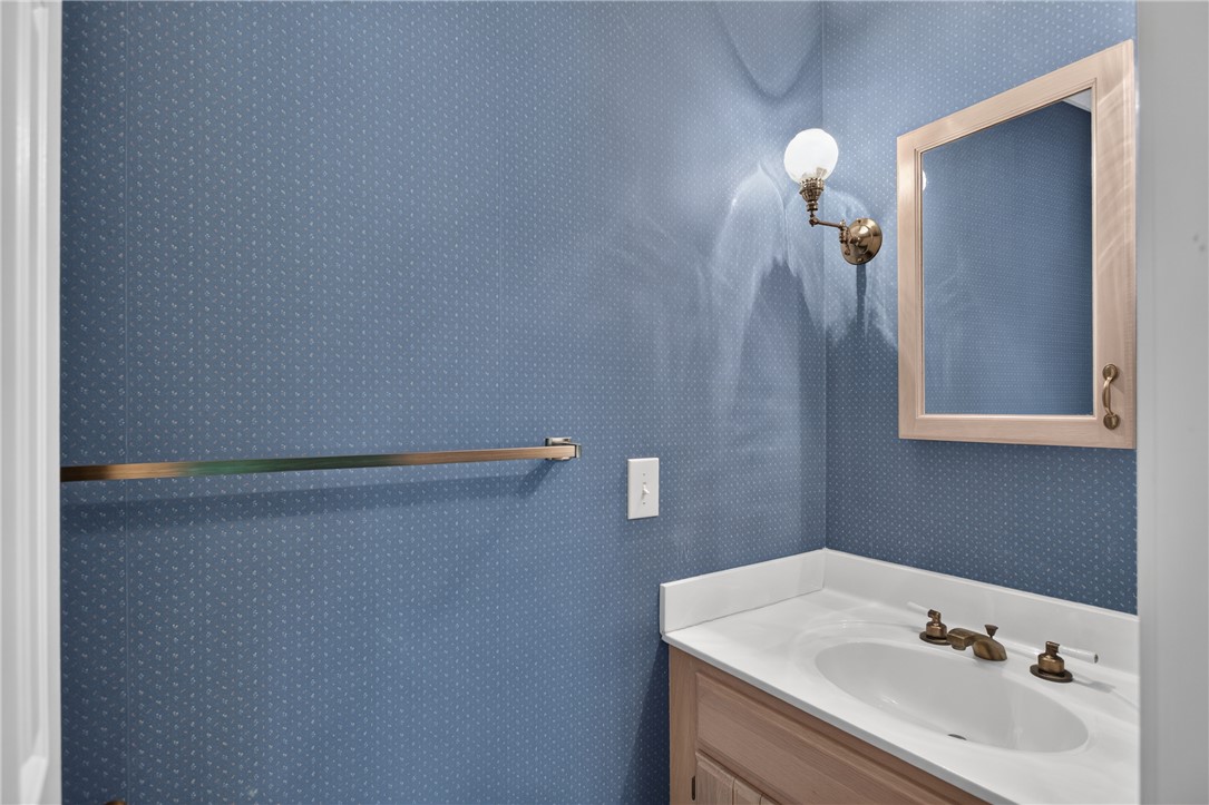 12 Lookout Lane Salem, SC 29676 - Photo 35 of 47 Downstairs half bath