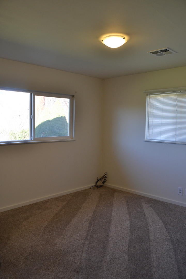 225 Espey Road Grants Pass, OR 97527 - Photo 13 of 28 DSC_8988