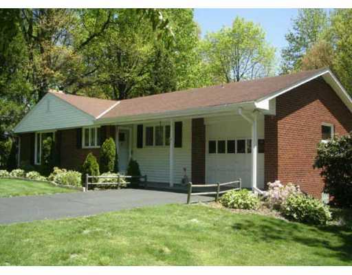 290 Shafer Road Coraopolis, PA 15108 - Photo 1 of 1 Exterior Front.