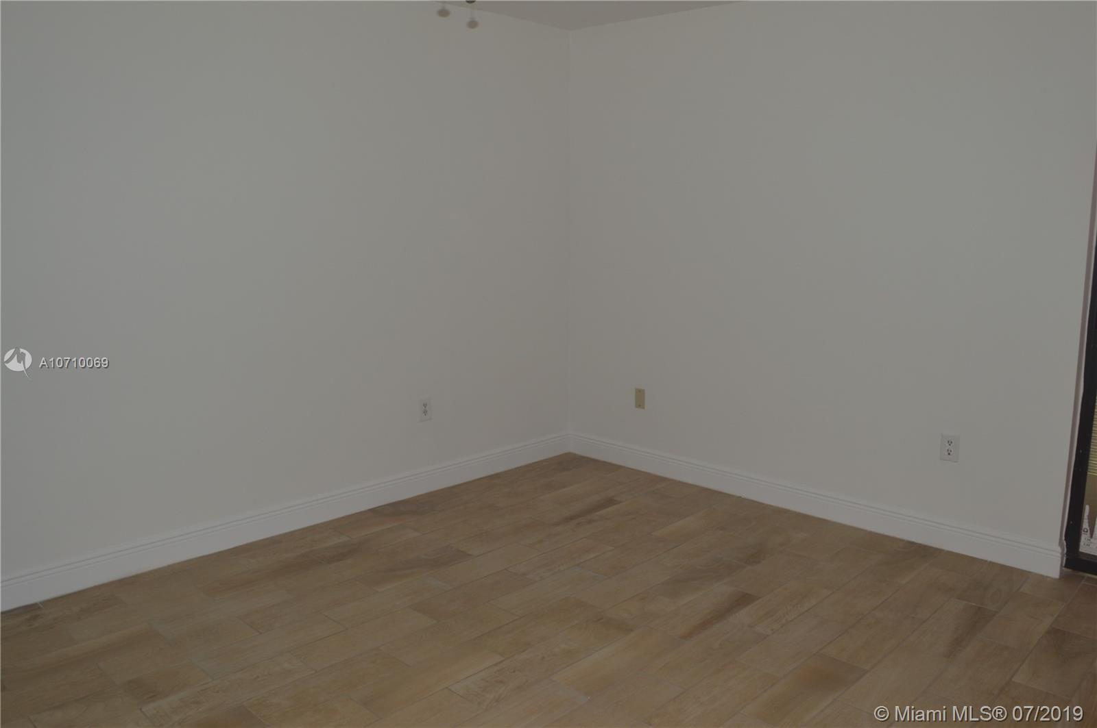 8299 Balgowan Road, Unit 8299 Miami Lakes, FL 33016 - Photo 16 of 33 Gallery Image 16