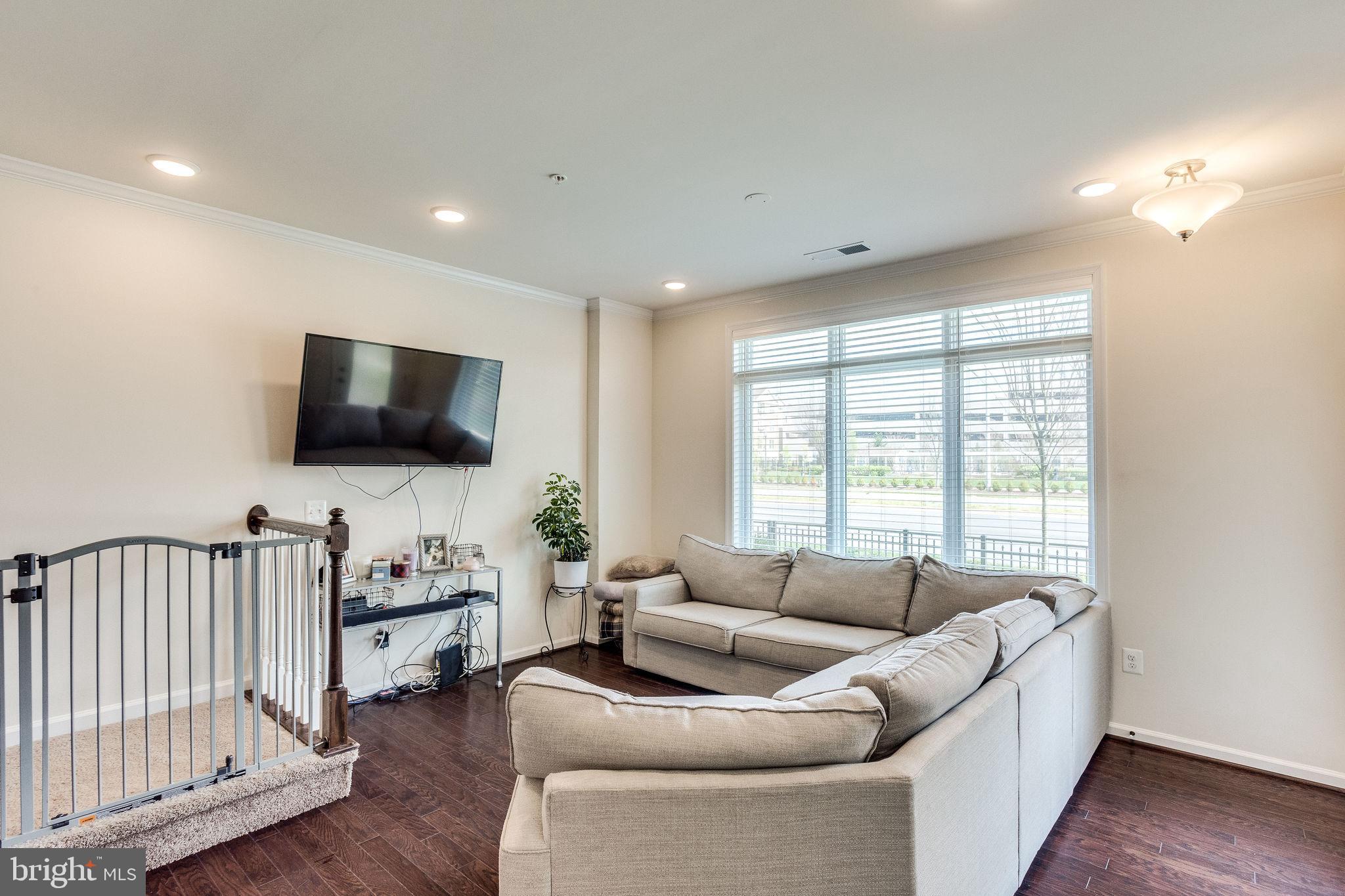 1216 Ribbon Limestone Terrace Southeast Leesburg, VA 20175 - Photo 8 of 33 Recessed lighting throughout home