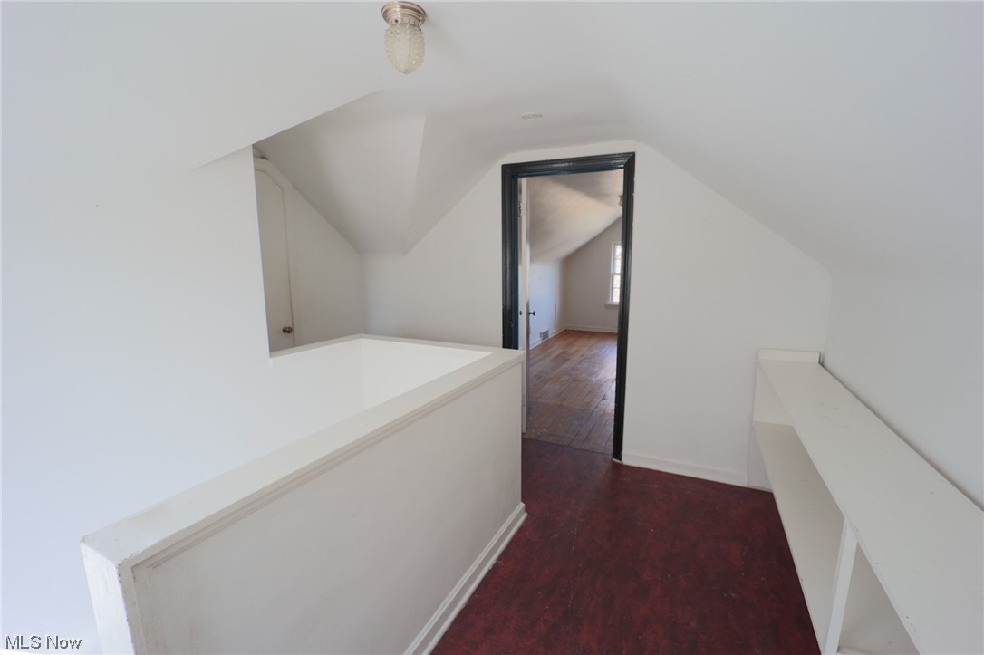2373 South Taylor Road Cleveland, OH 44118 - Photo 26 of 33 Gallery Image 26