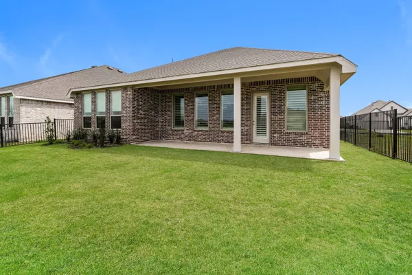 $2,750 | 2513 Seneca Lk Drive, Texas City, TX 77568