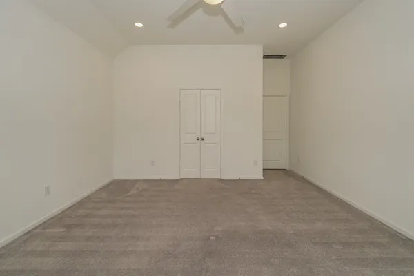 $2,750 | 2513 Seneca Lk Drive, Texas City, TX 77568