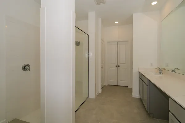 $2,750 | 2513 Seneca Lk Drive, Texas City, TX 77568