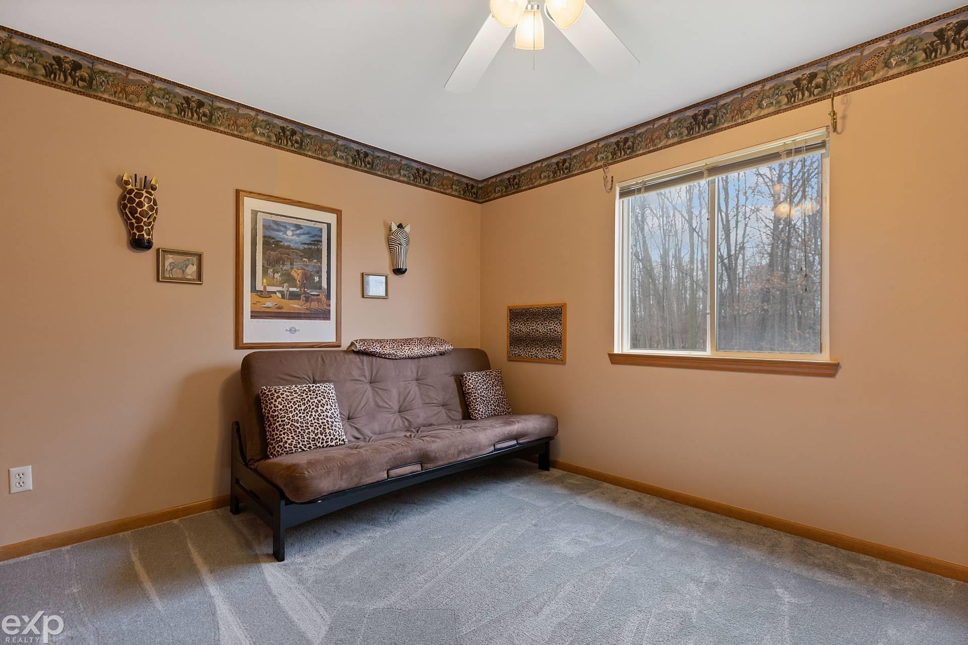 49465 Monte Road New Baltimore, MI 48047 - Photo 22 of 34 50098471-21.JPG