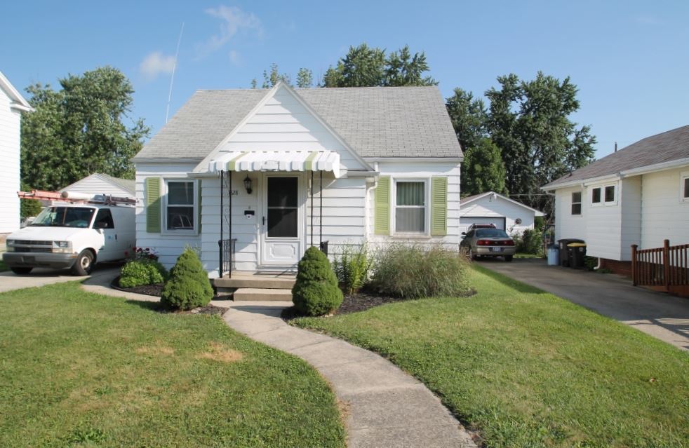 1828 Spring Street Fort Wayne, IN 46808 - Photo 1 of 15