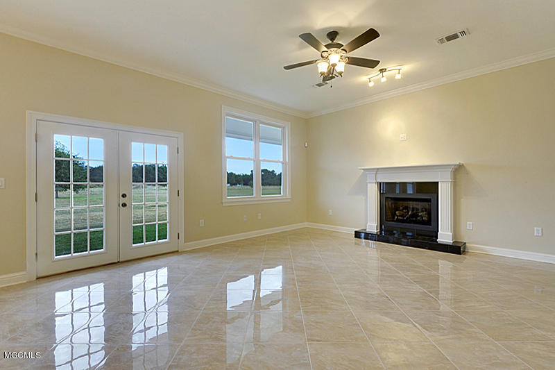 10720 Antioch Road Vancleave, MS 39565 - Photo 21 of 70 -21 - GREAT ROOM
