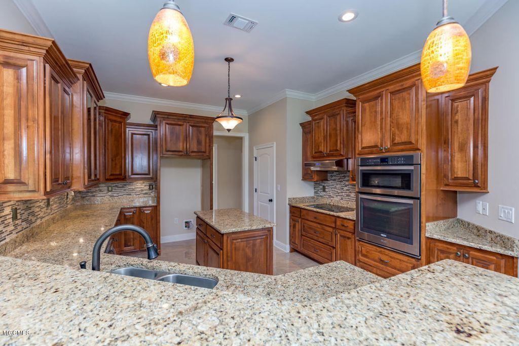 10720 Antioch Road Vancleave, MS 39565 - Photo 33 of 70 -34 - LW - KITCHEN (View 12)
