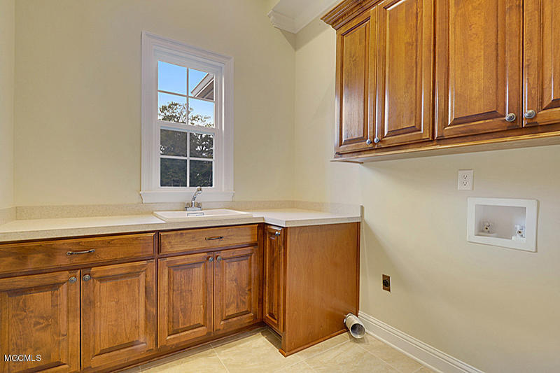 10720 Antioch Road Vancleave, MS 39565 - Photo 49 of 70 -50 - LAUNDRY
