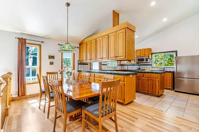 $1,525,000 | 12195 Fiori Lane, Sebastopol, CA 95472