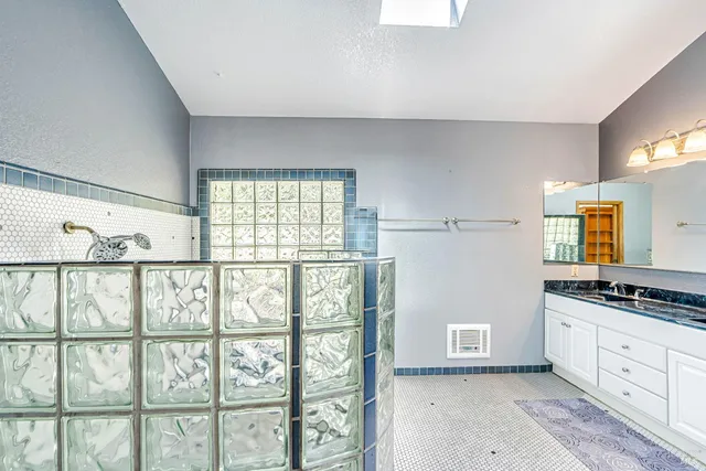 $1,525,000 | 12195 Fiori Lane, Sebastopol, CA 95472