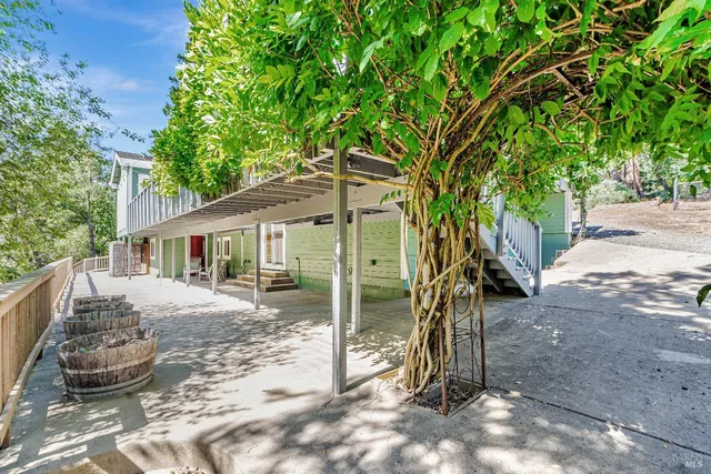 $1,525,000 | 12195 Fiori Lane, Sebastopol, CA 95472