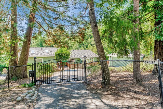 $1,525,000 | 12195 Fiori Lane, Sebastopol, CA 95472