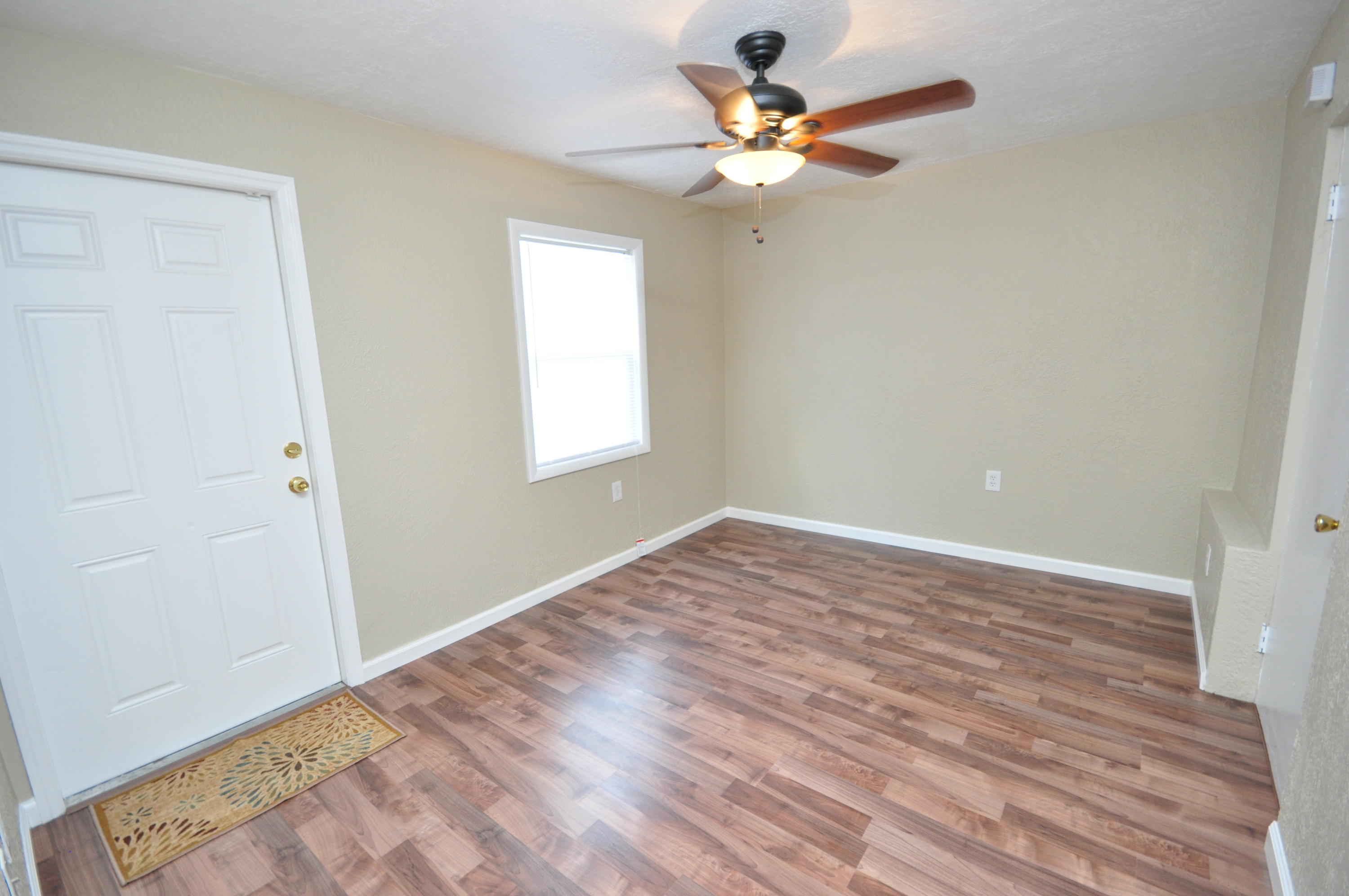 4959 Canton Road Lake Worth, FL 33463 - Photo 4 of 14 DSC_0109
