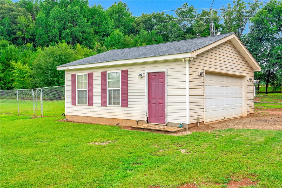 1317 Harris Bridge Road Anderson, SC 29621 - Photo 25 of 27 Gallery Image 25