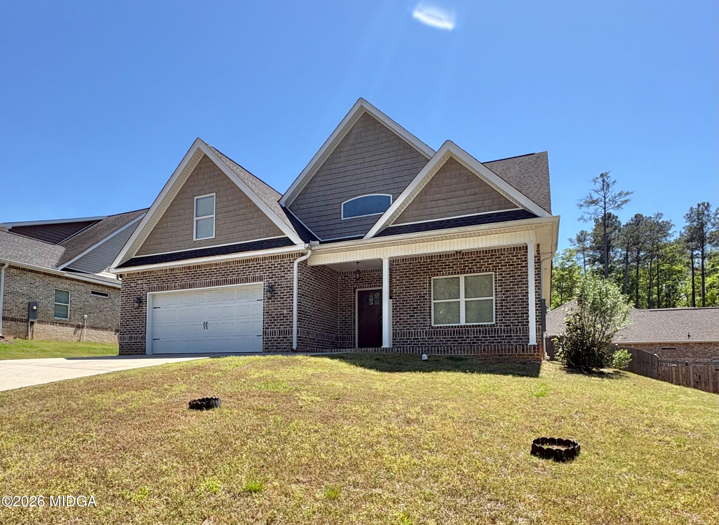 1047 Brookford Road Macon, GA 31210 - Photo 1 of 24 IMG_0814