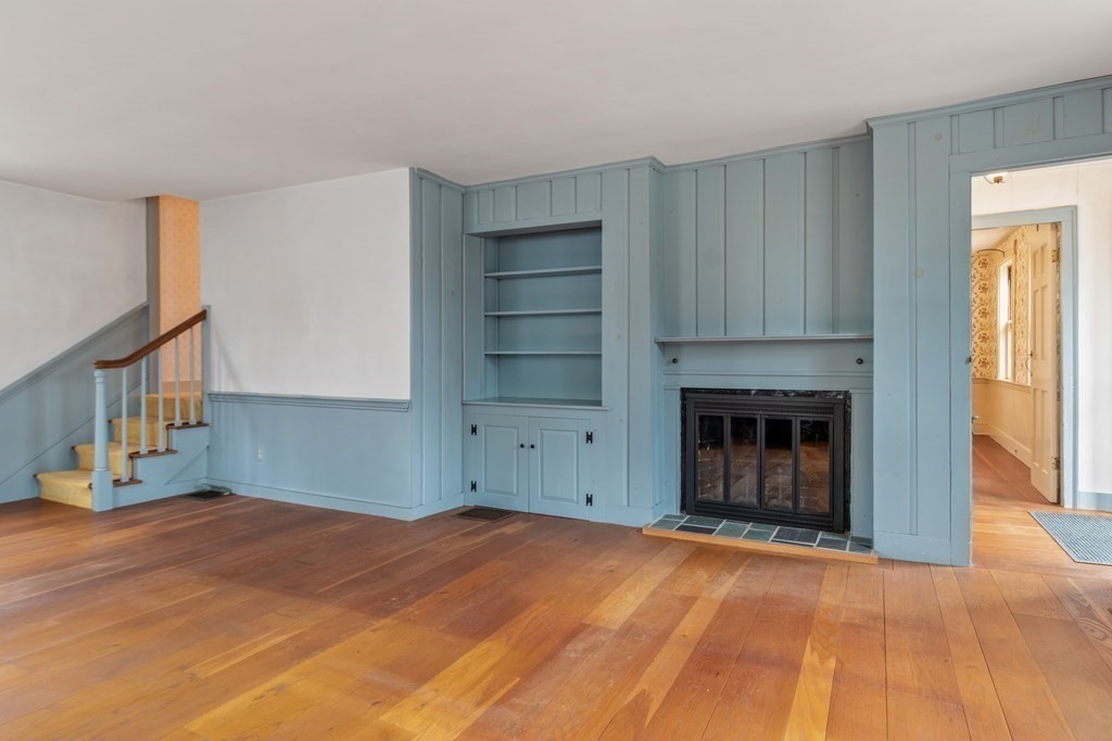 2 Chestnut Street Marblehead, MA 01945 - Photo 13 of 27 Gallery Image 13