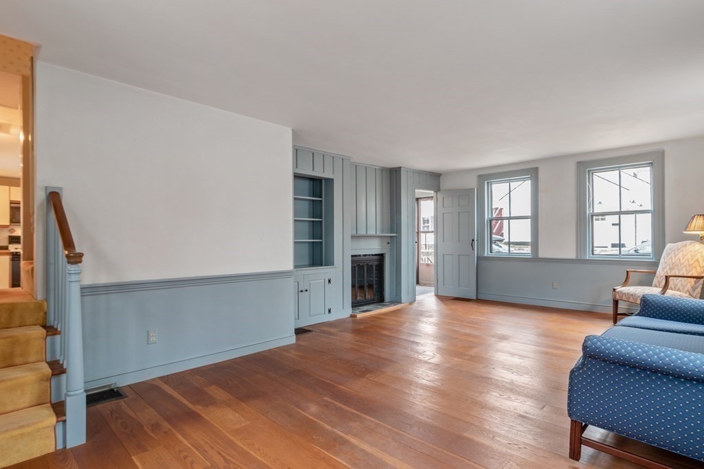 2 Chestnut Street Marblehead, MA 01945 - Photo 14 of 27 Gallery Image 14