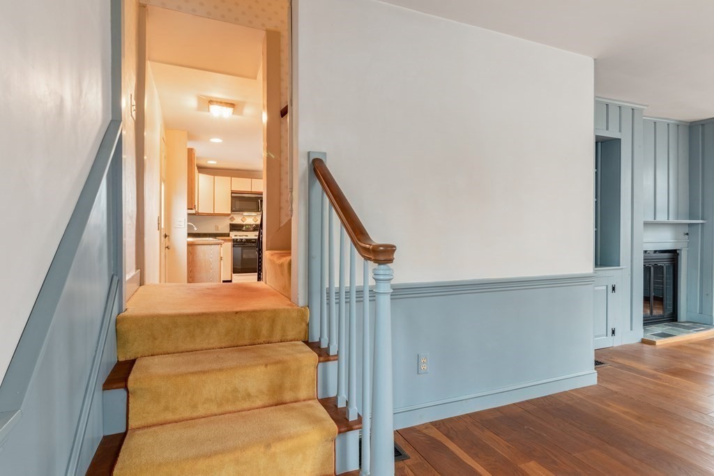 2 Chestnut Street Marblehead, MA 01945 - Photo 16 of 27 Gallery Image 16