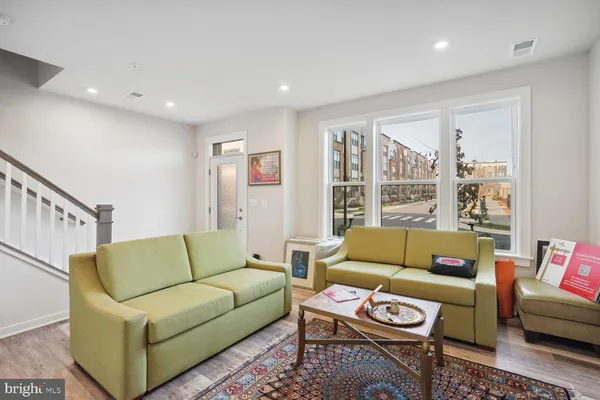 $720,000 | 8154 Varick Place, Rockville, MD 20855
